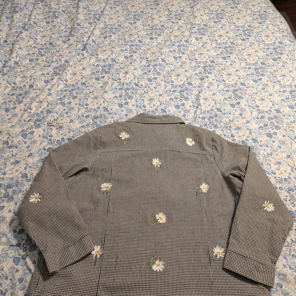 Quacker Factory Black and White Checkered Blazer with Floral Accents - Picture 3 of 4